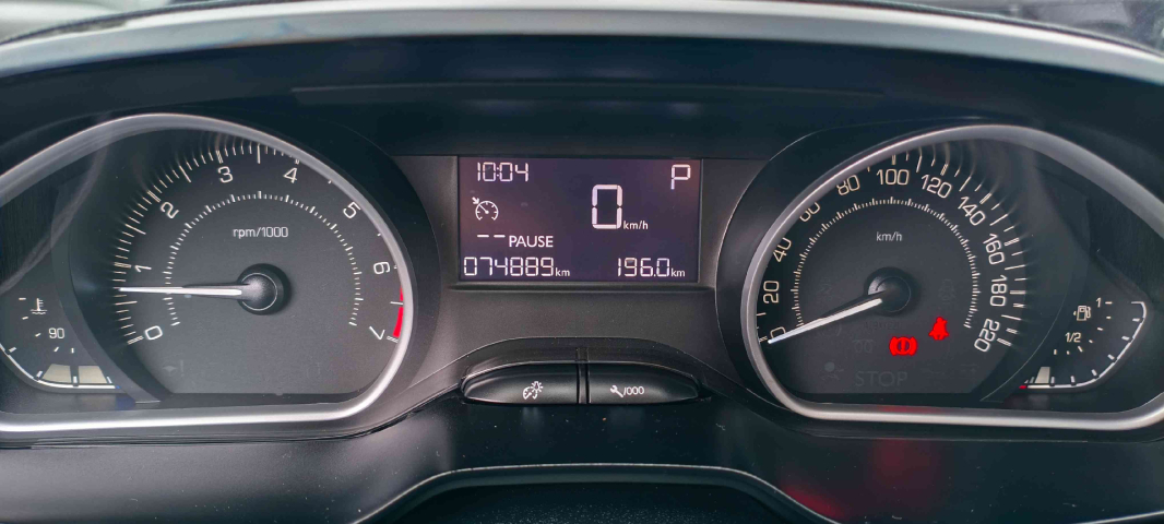 peugeot 2008 1.6 16v flex griffe 4p automatico 202012