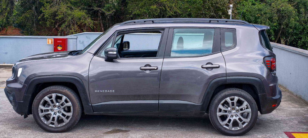 RENEGADE 1.3 T270 TURBO FLEX LONGITUDE AT64
