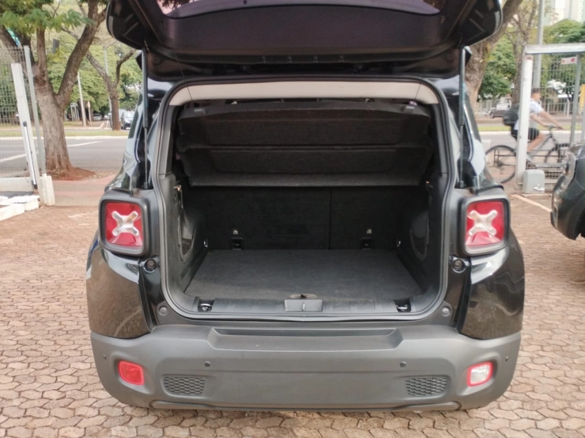 renegade 1.8 16v at6