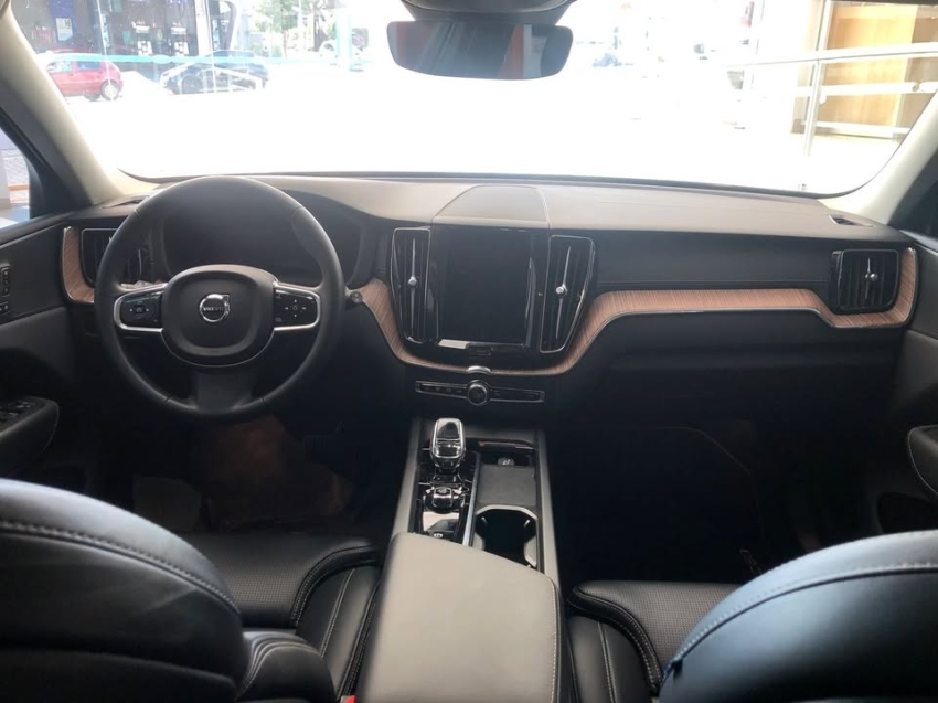 xc60 t8 ultimate hibrido 4wd 2.0 bi-tb at