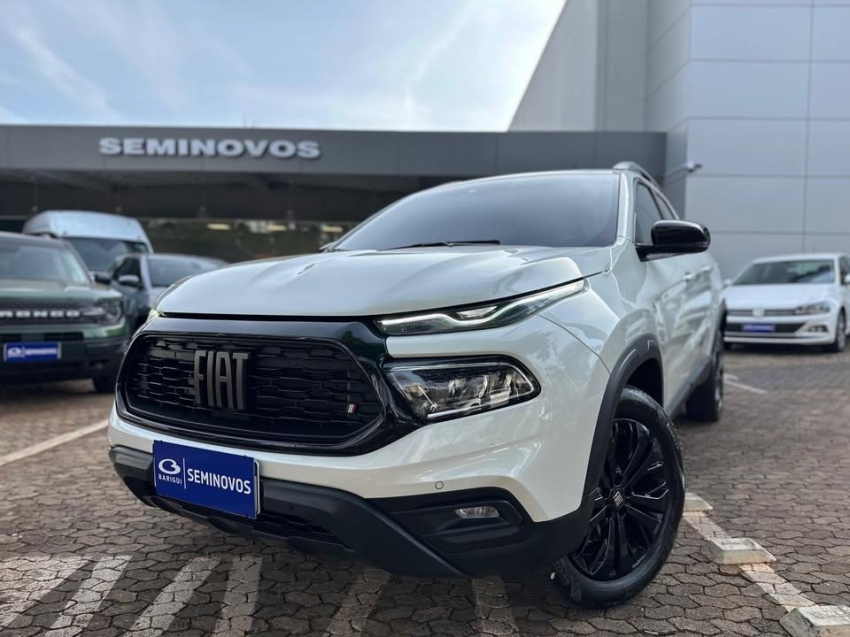 fiat toro 1.3 turbo 270 flex volcano at6 4p automatico 2024