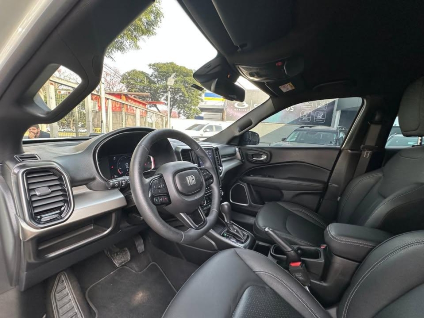 fiat toro 1.3 turbo 270 flex volcano at6 4p automatico 2024