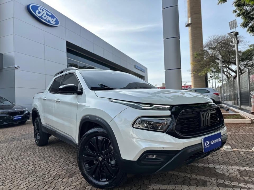 fiat toro 1.3 turbo 270 flex volcano at6 4p automatico 2024