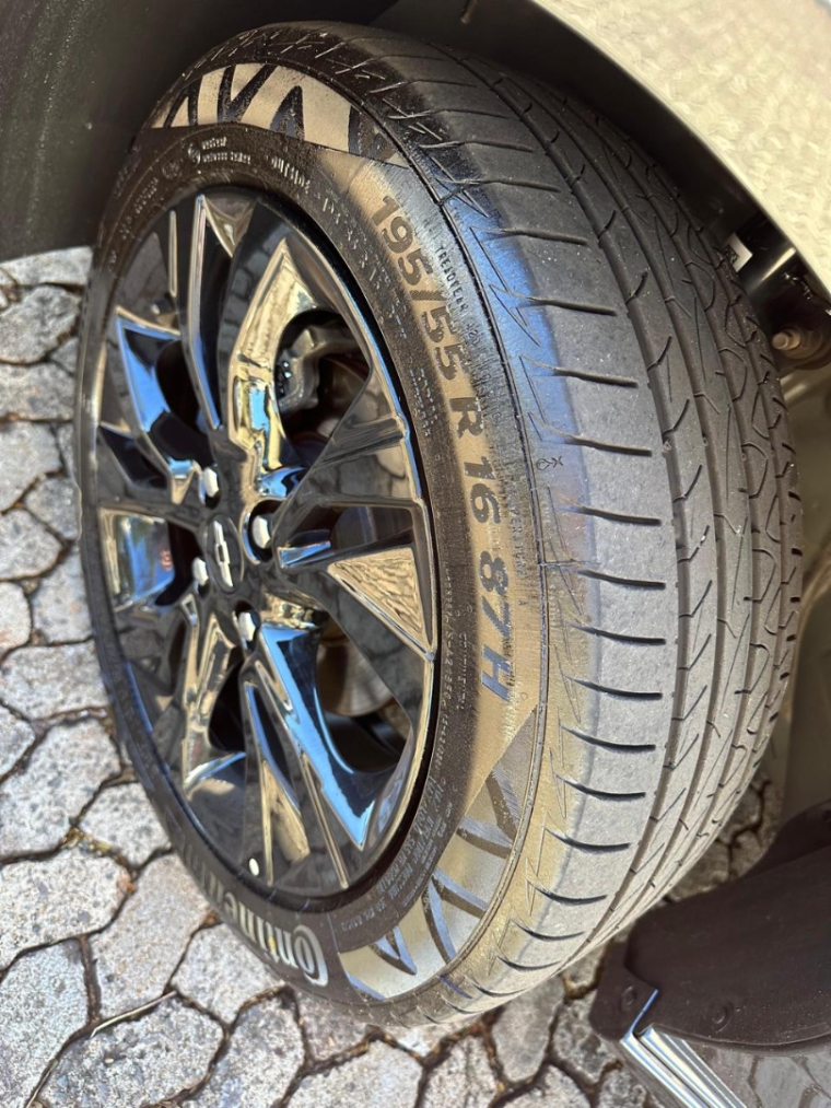 chevrolet onix 1.0 turbo flex rs automatico 4p 2025
