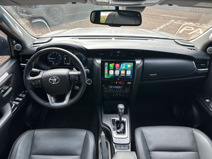 toyota hilux sw4 2.8 d-4d turbo diesel srx platinum 7l 4x4 automatico 4p 2024