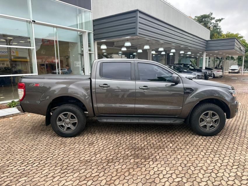 ford ranger 2.2 xls 4x4 cd 16v diesel 4p automatico 2022