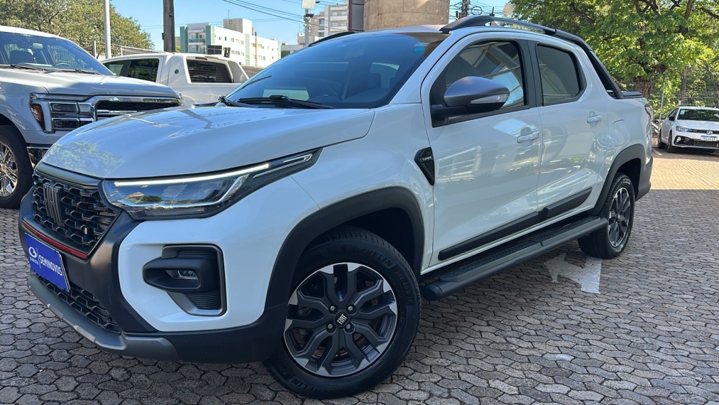 fiat strada 1.0 turbo 200 flex ultra cd cvt 4p automatico 2025