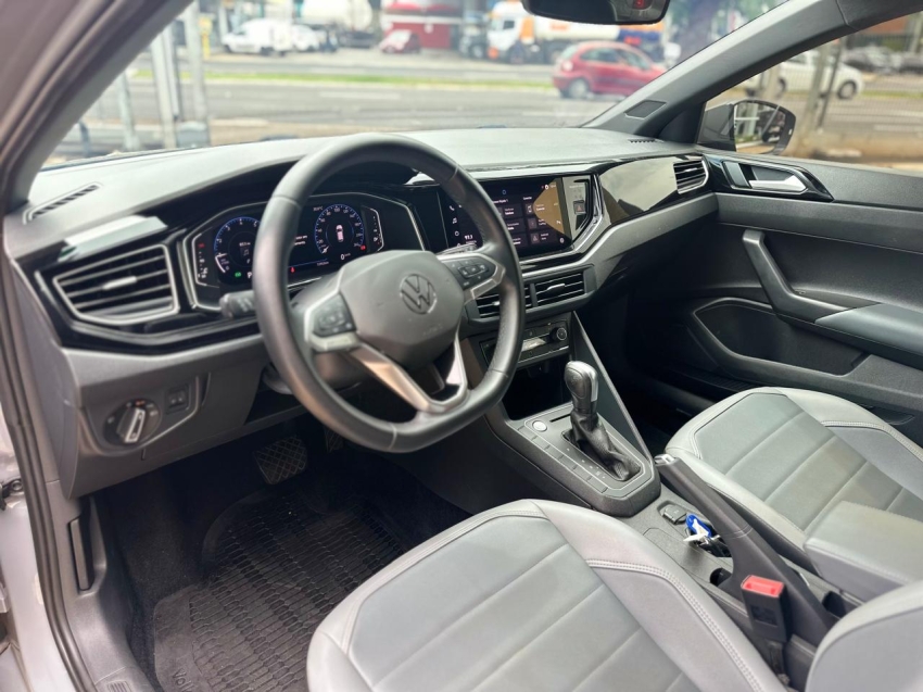 volkswagen nivus 1.0 200 tsi total flex highline automatico 4p 20217