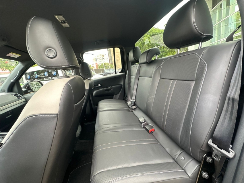 volkswagen amarok 3.0 v6 tdi diesel highline cd 4motion automatico 4p 202512