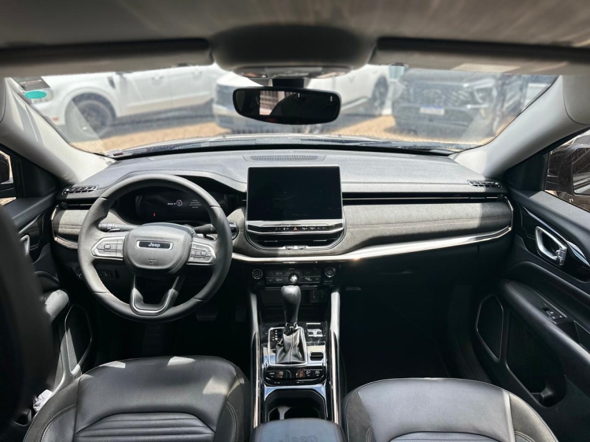 jeep commander 2.0 td380 turbo diesel limited at9 4p automatico 20239