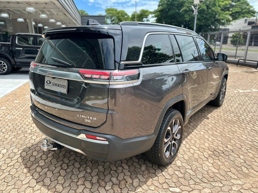 jeep commander 2.0 td380 turbo diesel limited at9 4p automatico 20233