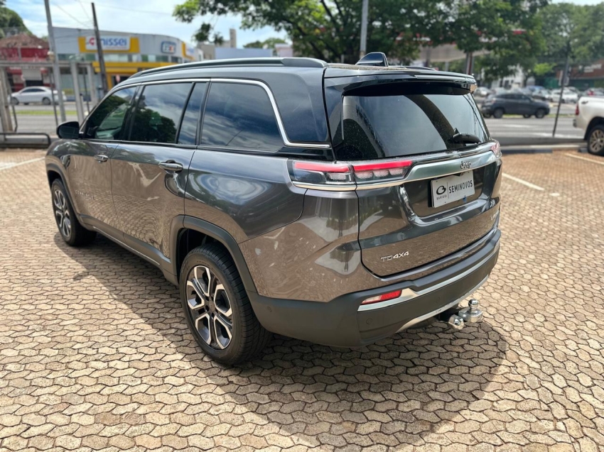 jeep commander 2.0 td380 turbo diesel limited at9 4p automatico 20235