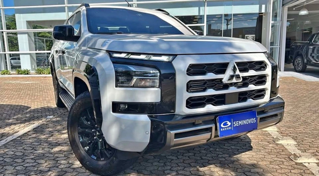 mitsubishi triton 2.4 biturbo diesel cd katana 4x4 automatico 4p 20262