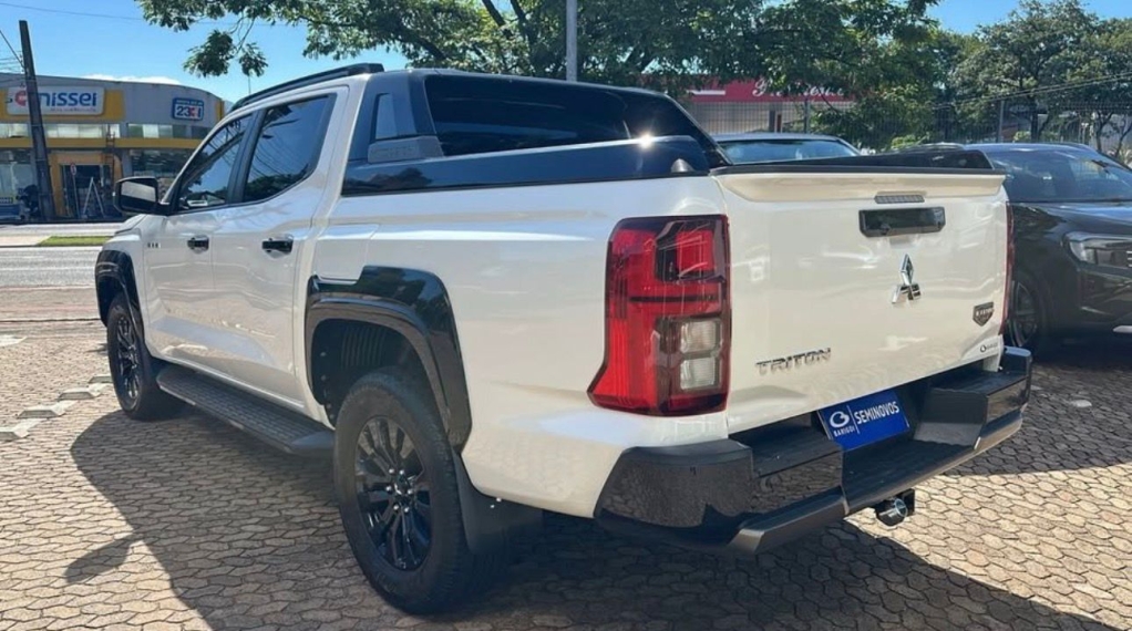 mitsubishi triton 2.4 biturbo diesel cd katana 4x4 automatico 4p 20265