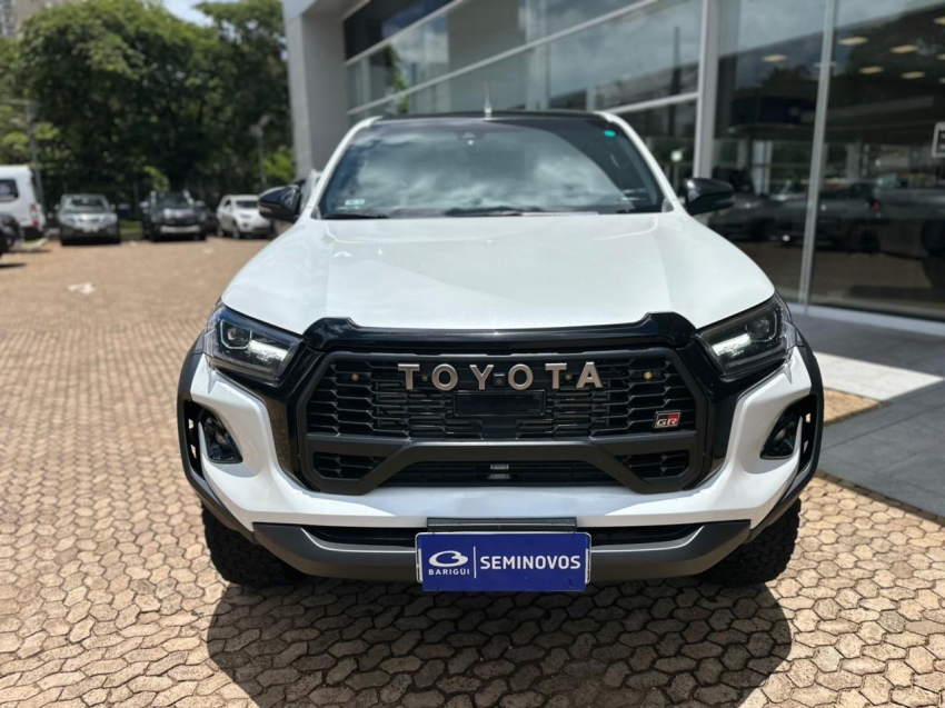 toyota hilux 2.8 d-4d turbo diesel cd gr-s 4x4 automatico 4p 20241