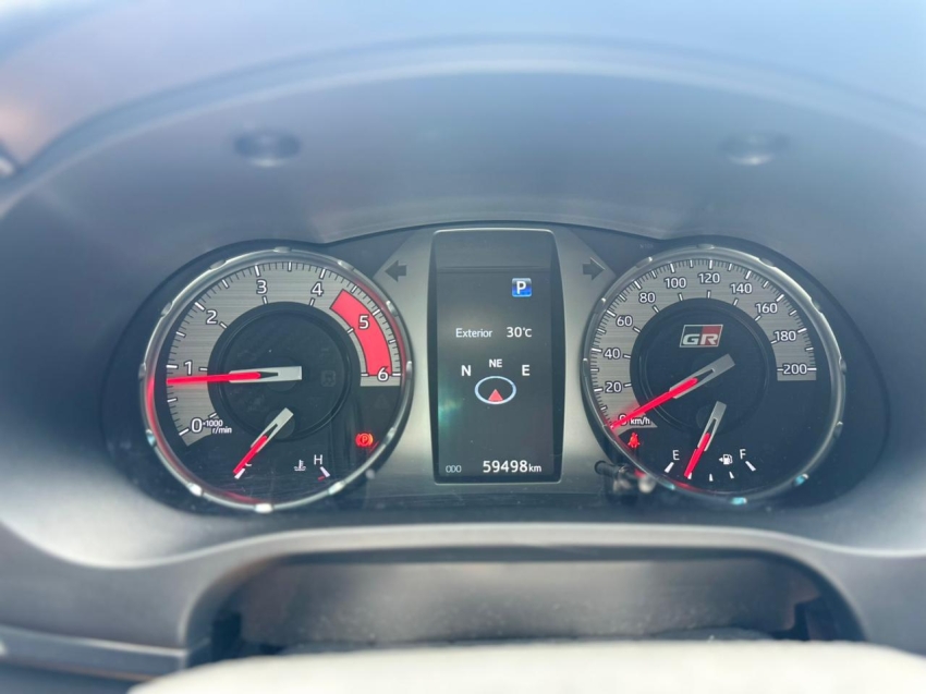 toyota hilux 2.8 d-4d turbo diesel cd gr-s 4x4 automatico 4p 202410