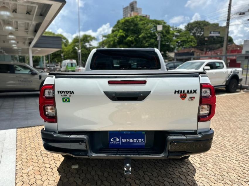 toyota hilux 2.8 d-4d turbo diesel cd gr-s 4x4 automatico 4p 20245
