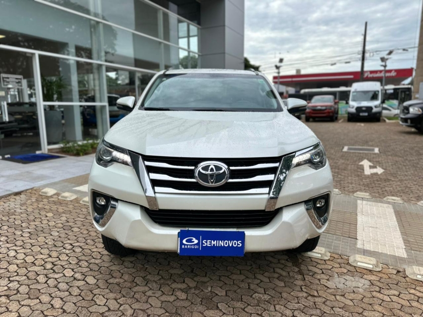 toyota hilux sw4 2.8 srx 4x4 7 lugares 16v turbo intercooler diesel 4p automatico 20191