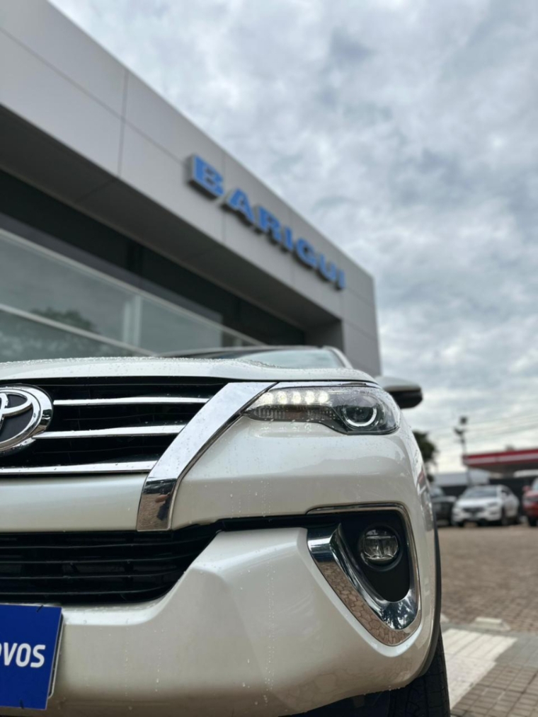 toyota hilux sw4 2.8 srx 4x4 7 lugares 16v turbo intercooler diesel 4p automatico 20192