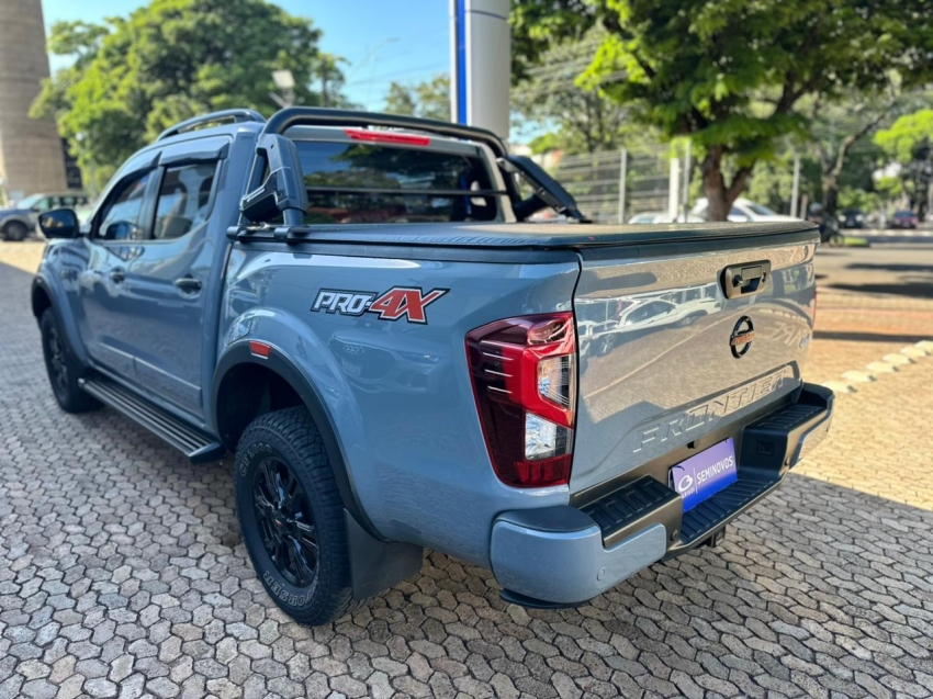 nissan frontier 2.3 16v turbo diesel pro4x cd 4x4 automatico 4p 20234