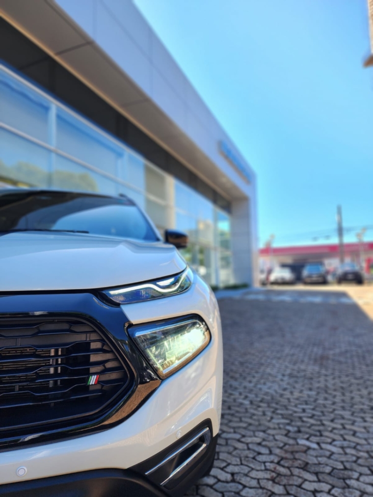 fiat toro 1.3 turbo 270 flex freedom at6 4p automatico 20252