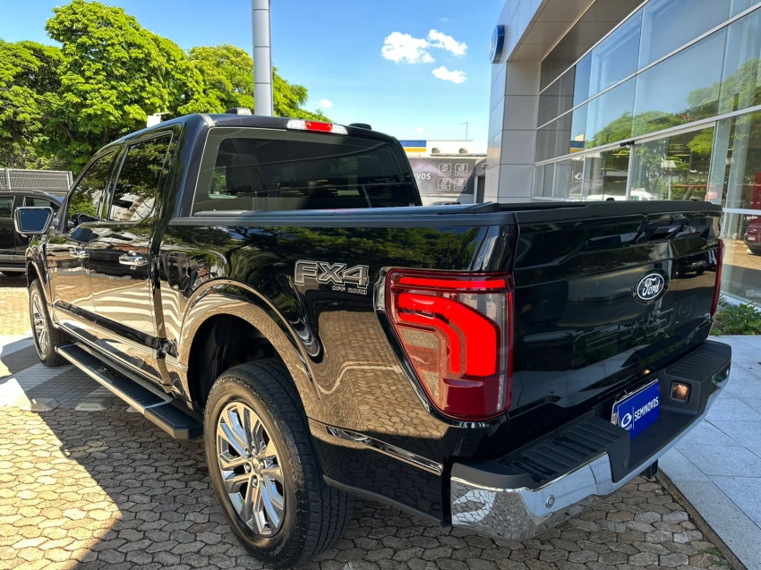 ford f-150 5.0 v8 gasolina cd lariat fx4 automatico 4p 20245