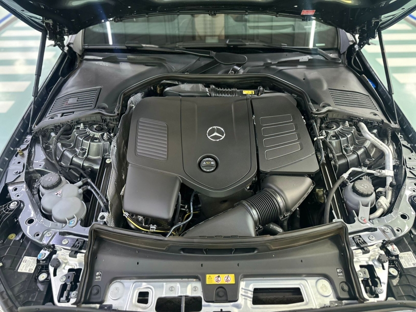 mercedes-benz c 300 2.0 eq boost hibrido amg line 9g-tronic 2.5 4p automatico 202514