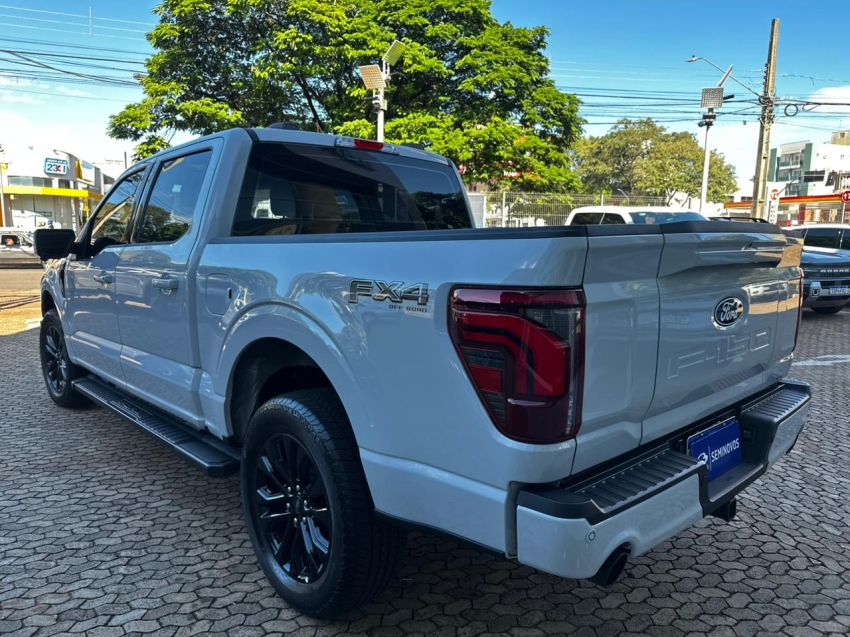 ford f-150 5.0 v8 gasolina cd lariat black fx4 automatico 4p 20253