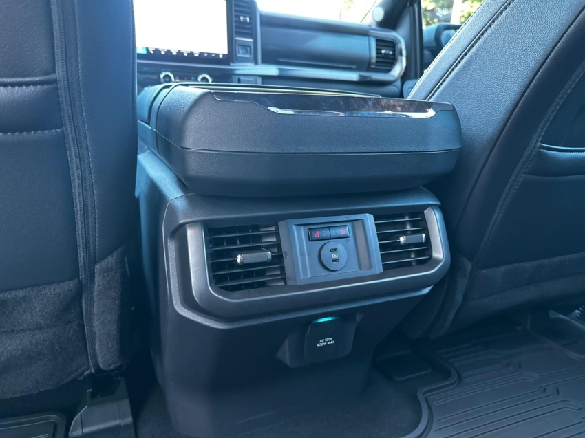 ford f-150 5.0 v8 gasolina cd lariat black fx4 automatico 4p 202512