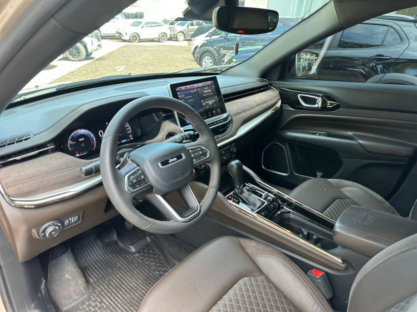 jeep commander 2.0 hurricane 4 turbo gasolina overland at9 4p automatico 20257