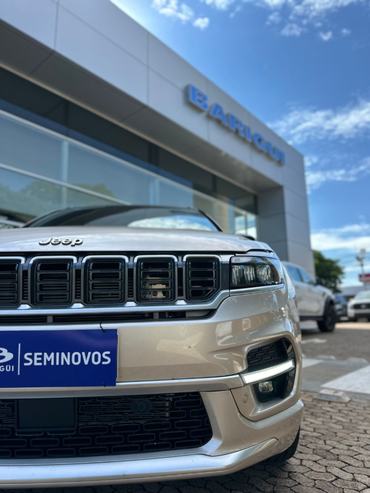 jeep commander 2.0 hurricane 4 turbo gasolina overland at9 4p automatico 20252