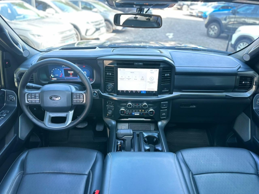 ford f-150 5.0 v8 gasolina cd lariat black fx4 automatico 4p 202510