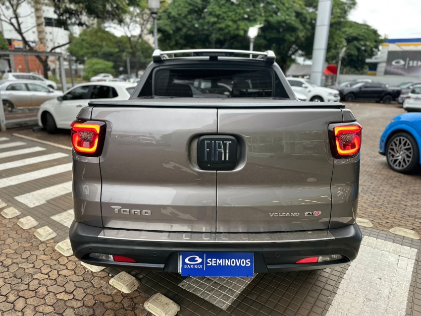 fiat toro 2.0 16v turbo diesel volcano 4wd at9 1.9 4p automatico 20216