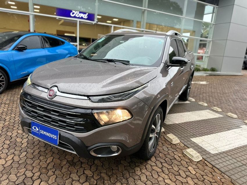 fiat toro 2.0 16v turbo diesel volcano 4wd at9 1.9 4p automatico 2021