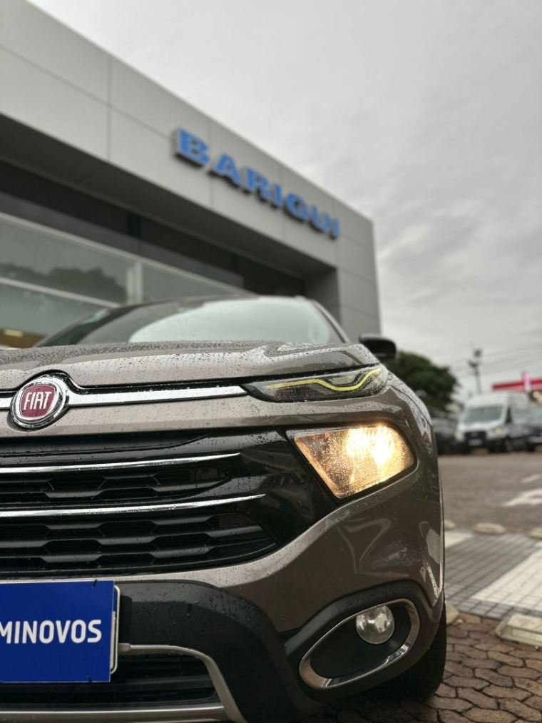 fiat toro 2.0 16v turbo diesel volcano 4wd at9 1.9 4p automatico 20212