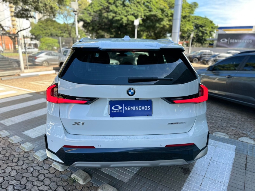 bmw x1 2.0 16v turbo gasolina sdrive20i x-line steptronic 1.9 4p automatico 20235