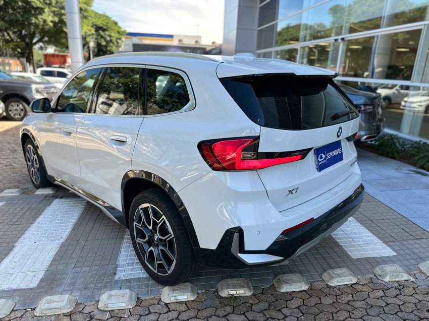 bmw x1 2.0 16v turbo gasolina sdrive20i x-line steptronic 1.9 4p automatico 20234