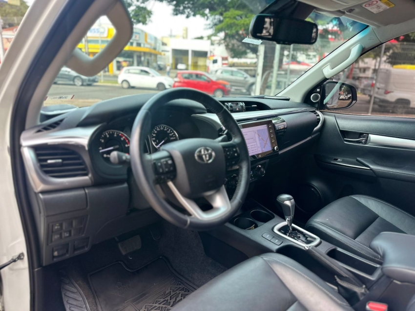 toyota hilux 2.8 d-4d turbo diesel cd srx 4x4 automatico 4p 20227