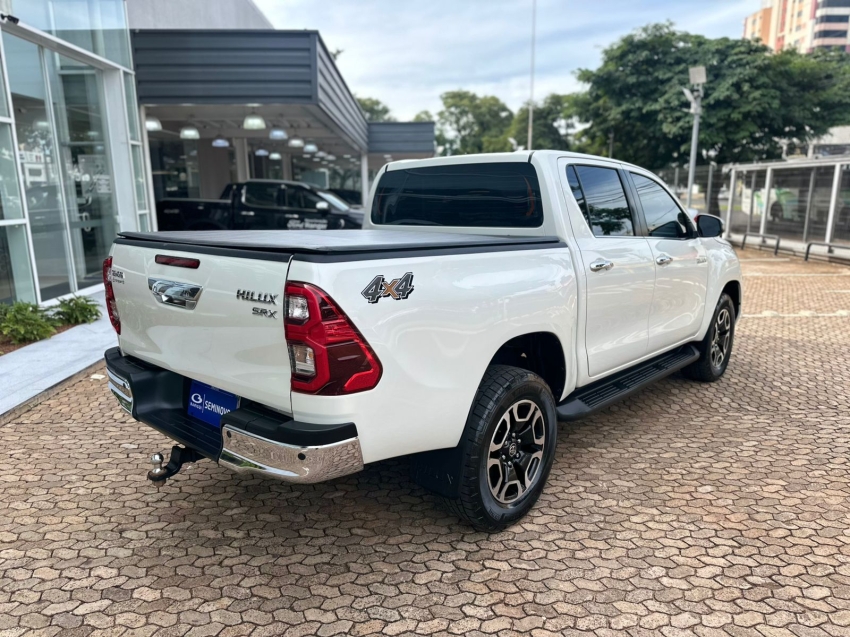 toyota hilux 2.8 d-4d turbo diesel cd srx 4x4 automatico 4p 20226