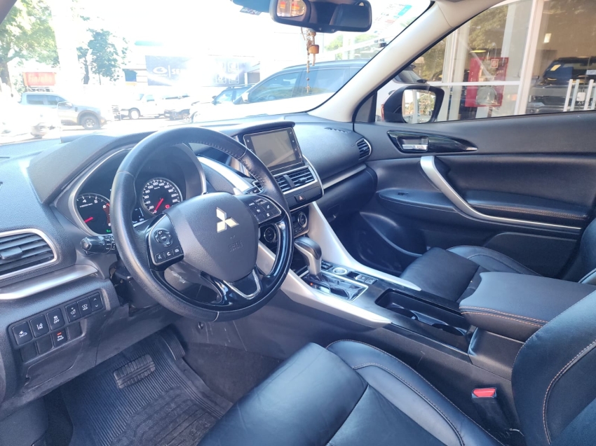 mitsubishi eclipse cross 1.5 mivec turbo gasolina hpe-s awd cvt 4p automatico 20196