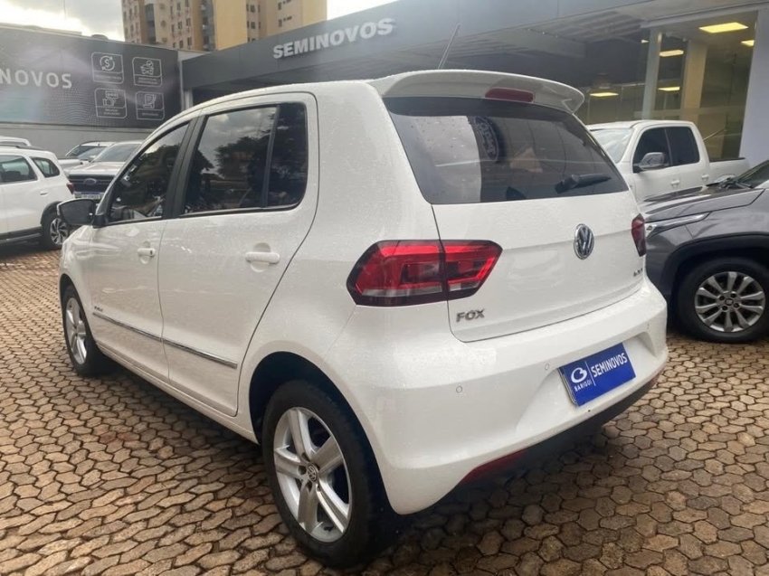 volkswagen fox 1.6 msi highline 16v flex 4p automatizado semiautomatico 20165