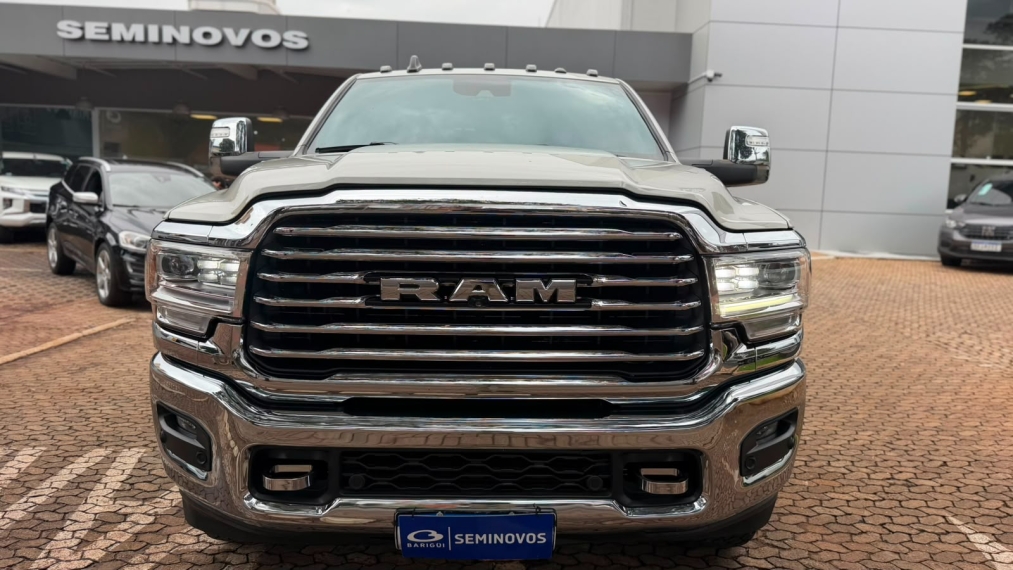 ram 3500 6.7 i6 turbo diesel limited longhorn cd 4x4 automatico 6.6 4p 20241