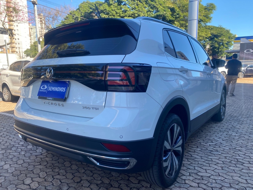 volkswagen t-cross 1.4 250 tsi total flex highline automatico 4p 20235