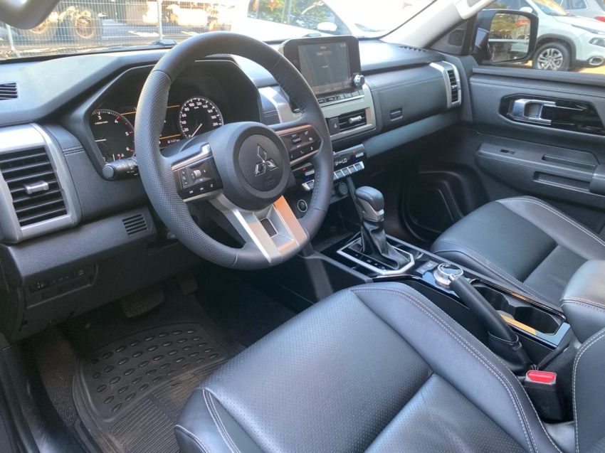 mitsubishi l200 triton 2.4 turbo diesel 4x4 at sport hpe-s 4p automatico 20266