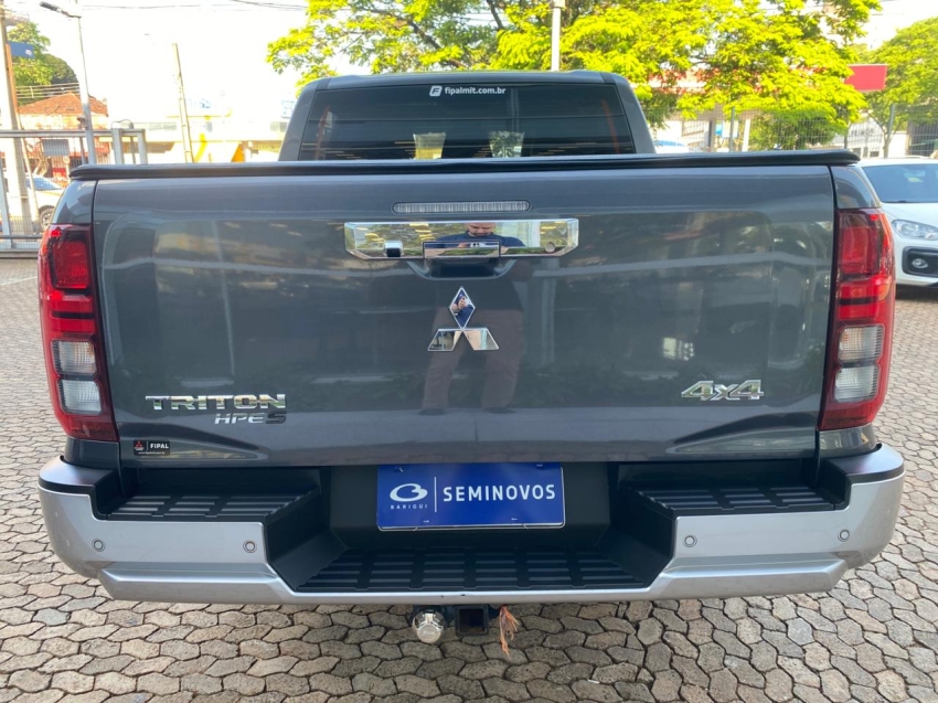 mitsubishi l200 triton 2.4 turbo diesel 4x4 at sport hpe-s 4p automatico 20264