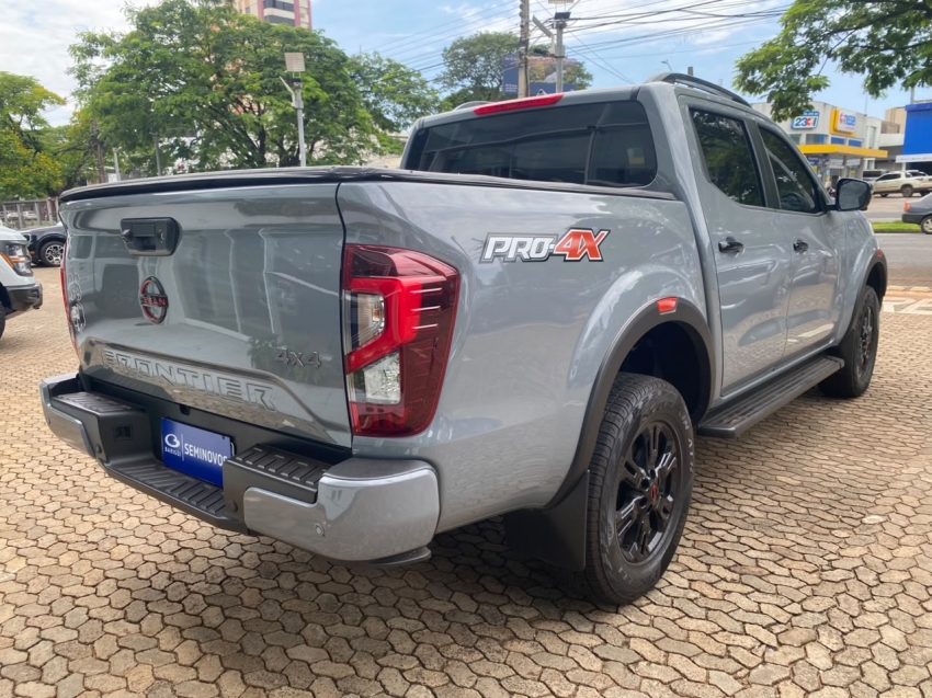 nissan frontier 2.3 16v turbo diesel pro4x cd 4x4 automatico 2.2 4p 20263