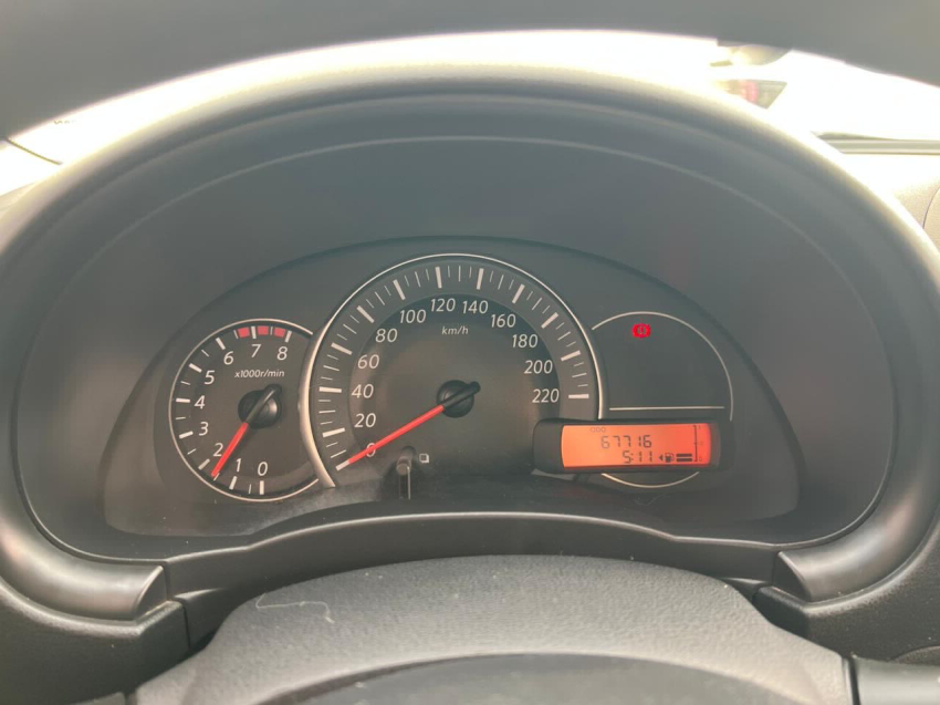 nissan march 1.6 sv 16v flexstart 4p manual flex 201713