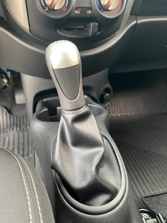 nissan march 1.6 sv 16v flexstart 4p manual flex 20179