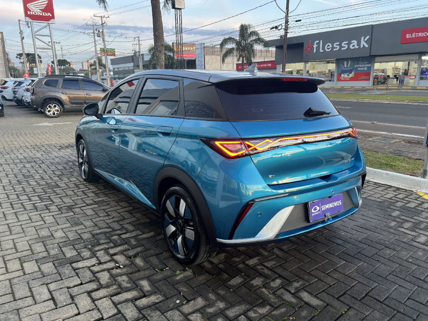 byd dolphin 60,5 kw eletrico plus 4p automatico 2025