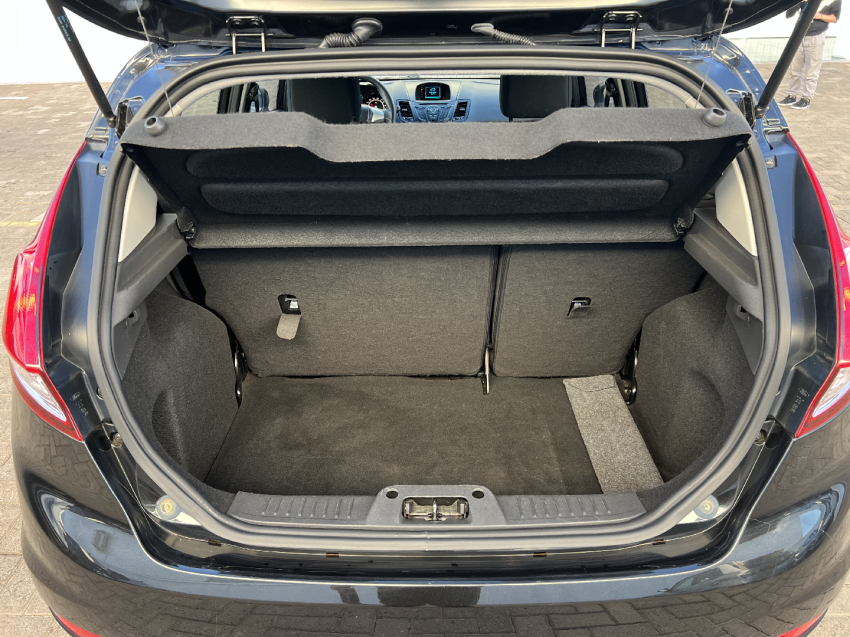 ford fiesta 1.6 ti-vct flex se manual 4p 2019